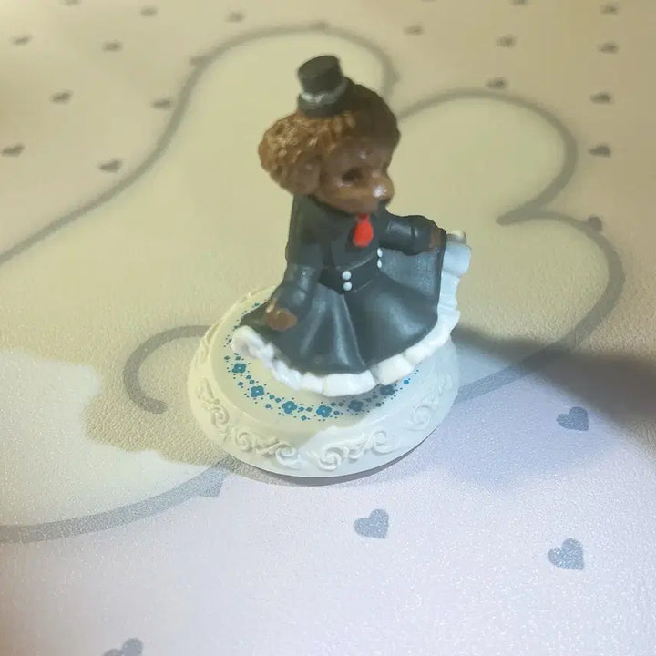[BUNJANG] Toy Poodle Figurine (Choco Poodle) / 강아지 가챠 새상품