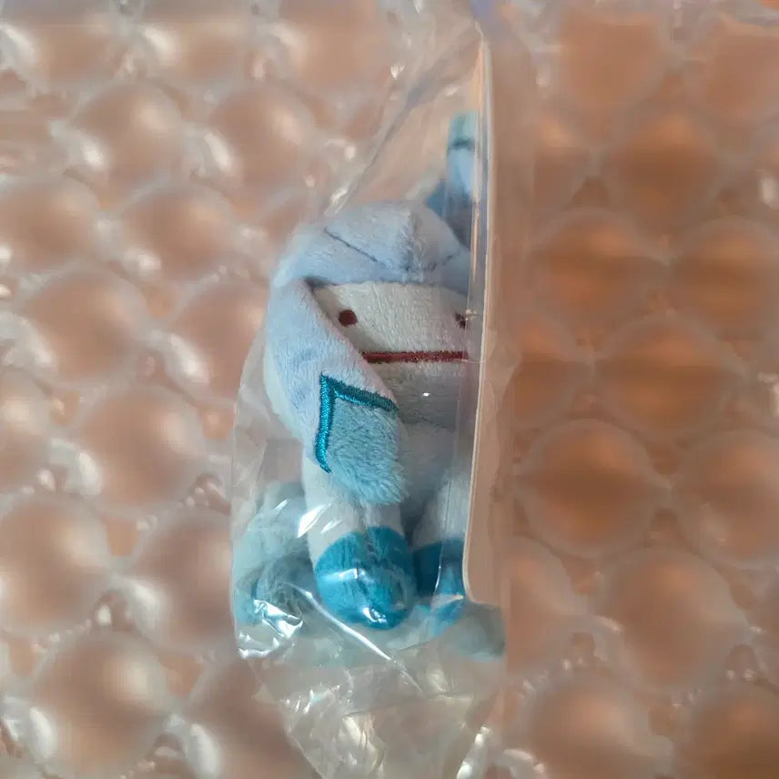 [BUNJANG] Pokemon Center Glaceon Metamon Transformation Doll Keychain / 포케센 포켓몬스터 글레이시아 메타몽 변신 인형 키링