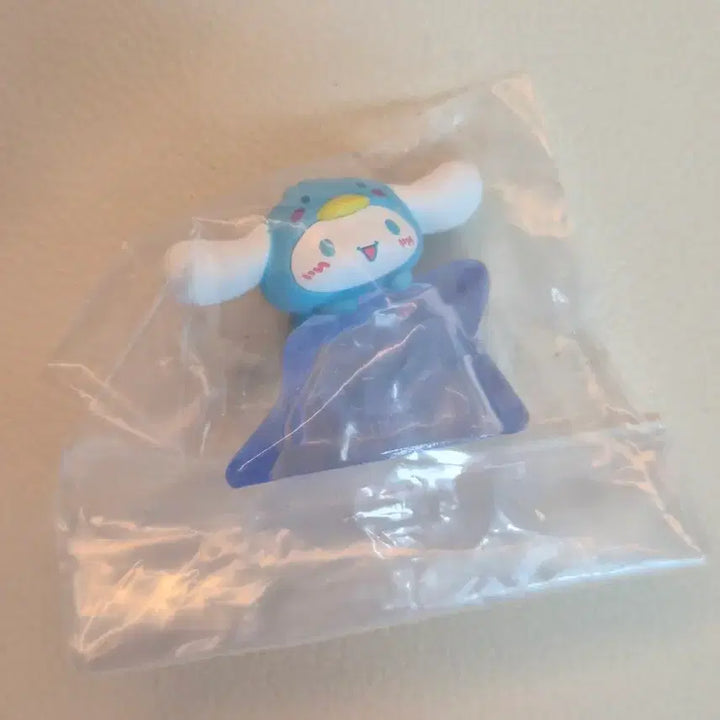 [BUNJANG] Sanrio Cinnamoroll Antarctic Figure (Sealed) / [미개봉] 산리오 가챠 > 시나모롤 남극 피규어