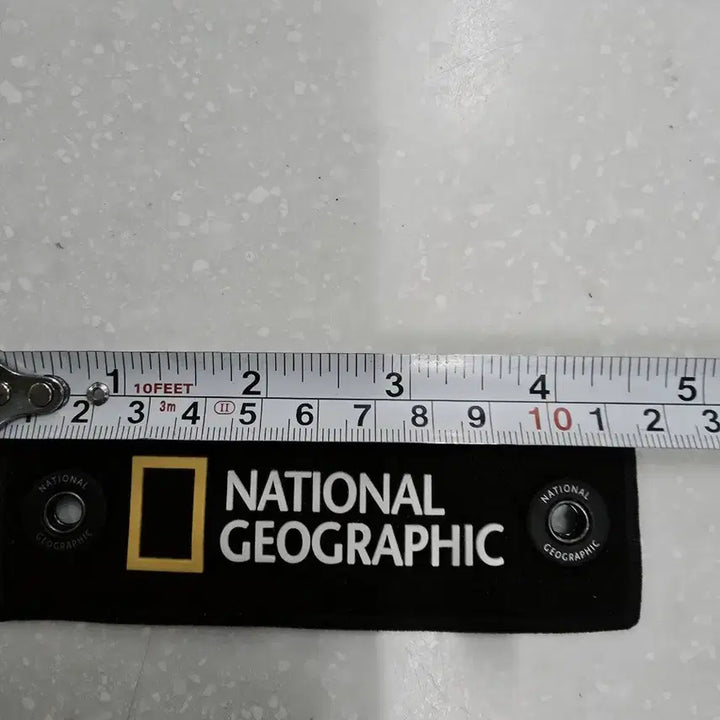 [BUNJANG] National Geographic Logo Badge Patch / 내셔널 지오그래픽 뱃지 와펜
