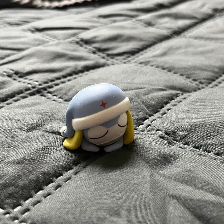 [BUNJANG] Sleeping Dororo Gacha Figure / (무배)잠자는 도로로 가챠 피규어