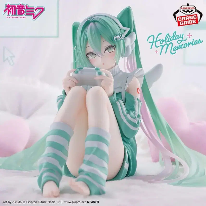 [BUNJANG] Hatsune Miku Holiday Figure (Unsealed) / 하츠네 미쿠 홀리데이 피규어 단순개봉품