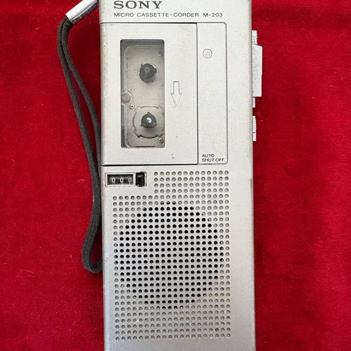 [BUNJANG] Sony Micro Cassette Recorder M-203 with Original Leather Case / [빈티지/수집용] 소니 마이크로 카세트 레코더 M-203 (오리지널 가죽케이스 포함)