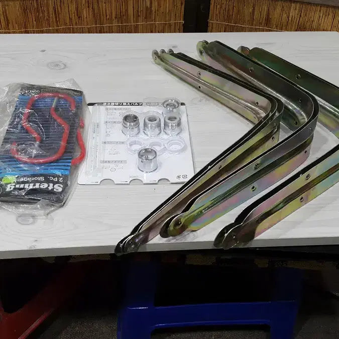 [BUNJANG] Assorted Hardware Set: Shelf Brackets, Faucet Set, Hooks / 선반 받침대외 철물 일괄