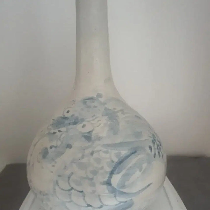 [BUNJANG] Joseon Dynasty Celadon Porcelain Dragon Vase / 청화백자용문장경병주병