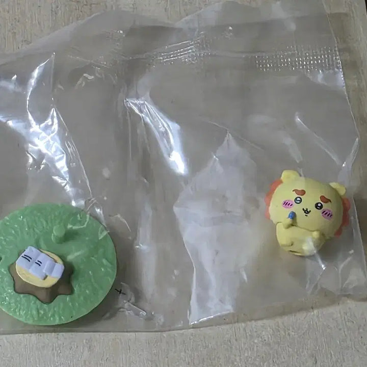 [BUNJANG] Chiikawa Shisa Figure / 치이카와 시사 피규어