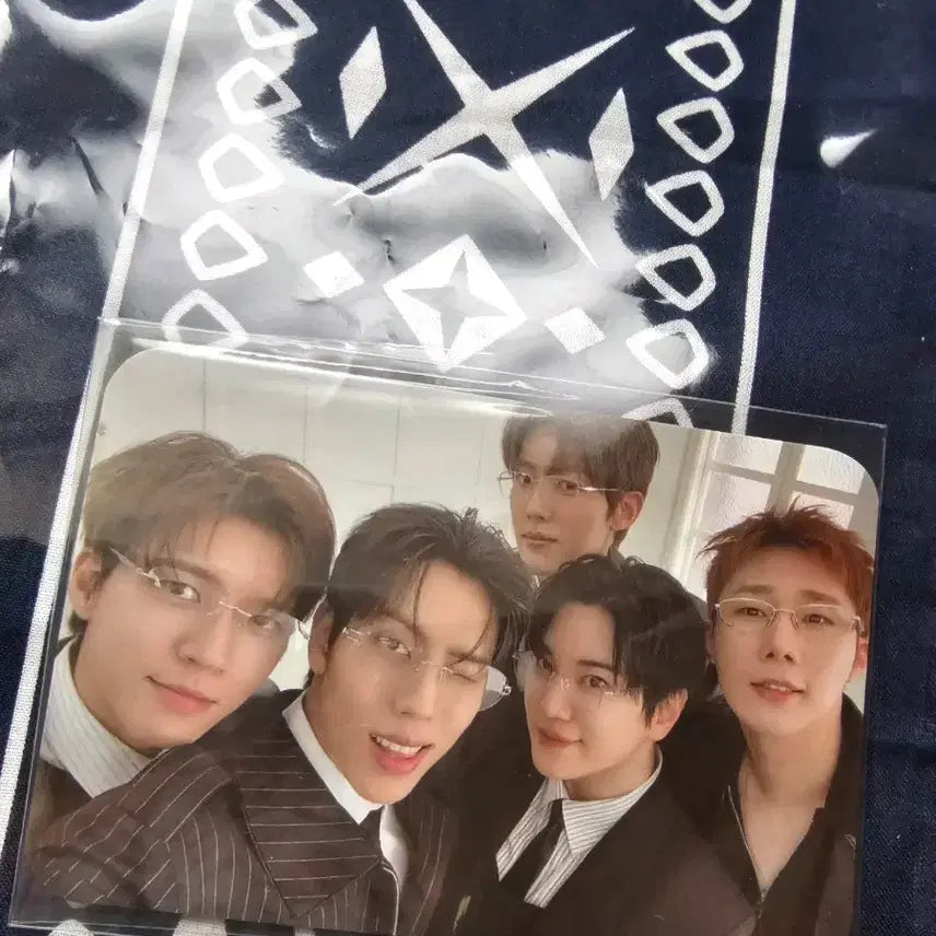 [BUNJANG] Infinite Infinite Gathering (2026) Both Days Entrance Gift Photocard &amp; Bandana Bundle Set / 인피니트 무한대집회 (2026) 양일 입장기프트 (포카+반다나)