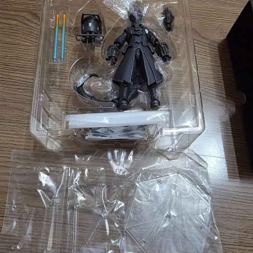 [BUNJANG] Figma Made in Abyss Bondrewd Figure / figma 피그마 메이드 인 어비스 본도르도 팝니다 특전 없음