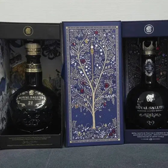 [BUNJANG] Royal Salute 21 &amp; 32 Year Old Whisky Empty Bottles with Cases / 로얄살루트 21년산 32년산 위스키 공병