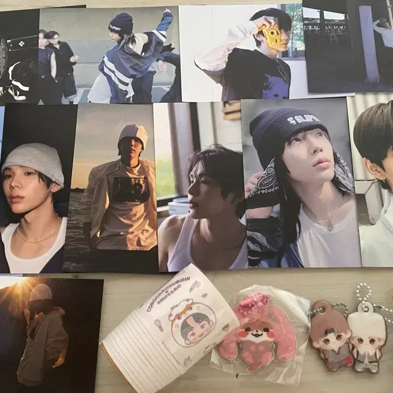 [BUNJANG] RIIZE Shotaro Rising Wild MD, Postcard Set, NCT Sanrio Sticker Bundle Set / 라이즈 쇼타로 라이징라우드 md, 엽서 모음, 엔시티 산리오 스티커 등 일괄