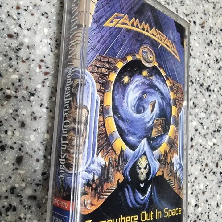 [BUNJANG] Gamma Ray Somewhere Out in Space Cassette Tape / Gamma Ray 감마 레이 / Somewhere out in space [카세트 테이프]