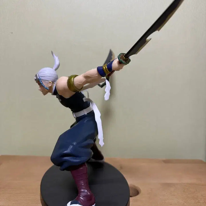 [BUNJANG] Demon Slayer Tengen Uzui Figurism Figure / 귀칼 텐겐 피규리즘 피규어