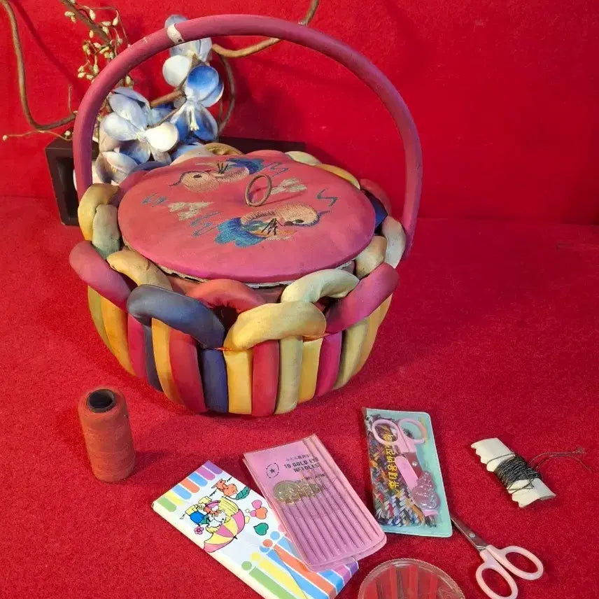[BUNJANG] Antique Mandarin Duck Hand-Embroidered Sewing Box / 옛날 원앙 손자수 반짇고리 함