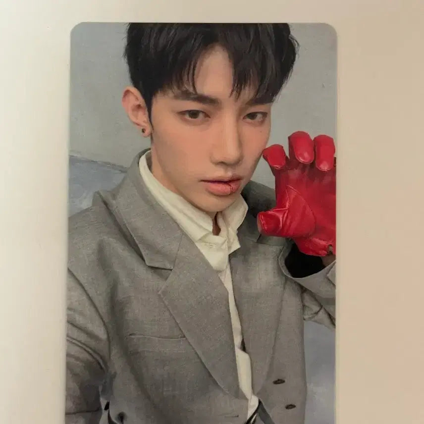 [BUNJANG] ZB1 Zhang Hao Tower Records POB Photocard / 앤더블 장하오 타워레코드 특전 포카