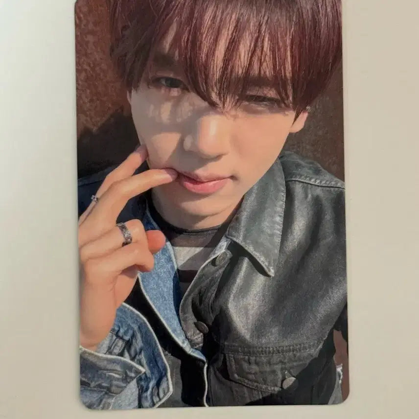 [BUNJANG] ANDWAVE Yujin Tower Records POB Photocard / 앤더블 한유진 타워레코드 특전 포카
