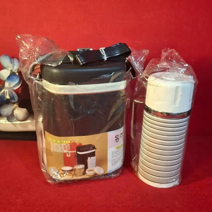 [BUNJANG] Vintage Insulated Rice Container and Water Bottle Set / 옛날 보온밥통과 보온물통