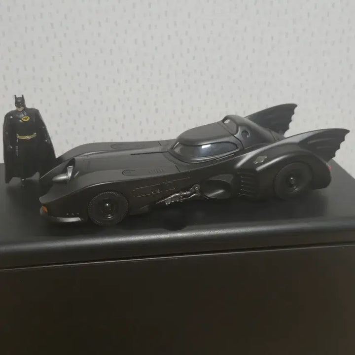 [BUNJANG] Batman Batmobile Metal Figure / 배트맨 피규어 메탈 베트카 배트모빌