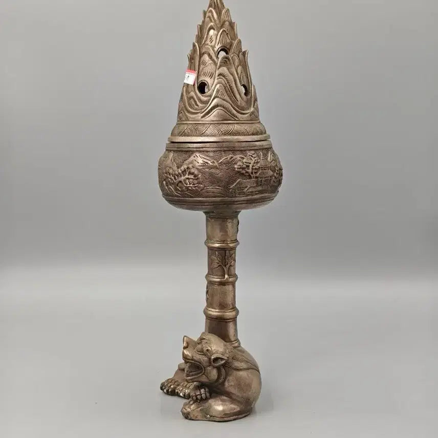 [BUNJANG] Chinese White Bronze Archaistic Censer with Landscape Motif, Lion Base, Bamboo Pillar, and Pagoda-shaped Pierced Lid / 백동제 산수문 산형 투각개 사자형 박산 향로 중국 골동품 고미술품 수집품