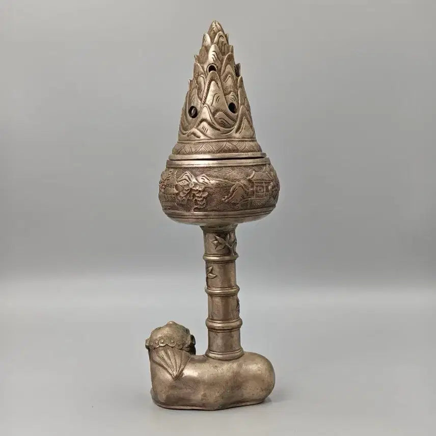 [BUNJANG] Chinese White Bronze Archaistic Censer with Landscape Motif, Lion Base, Bamboo Pillar, and Pagoda-shaped Pierced Lid / 백동제 산수문 산형 투각개 사자형 박산 향로 중국 골동품 고미술품 수집품