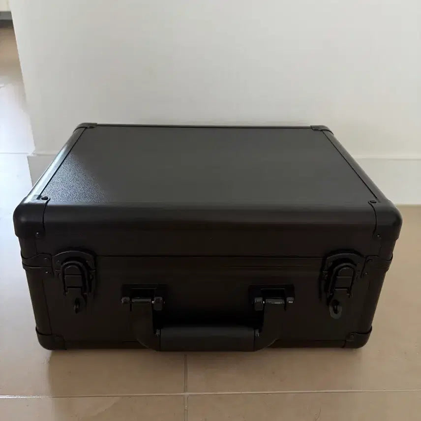 [BUNJANG] Graded Card 3-Slot Storage Box / [새제품] psa brg bgs 등급카드 포켓몬 3구 보관함 판매합니다_1