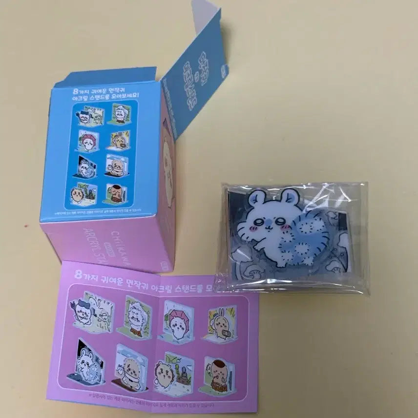 [BUNJANG] Monjjakui Momoongga Sky Squirrel Random Acrylic Stand / 먼작귀 랜덤 아크릴스탠드 모몽가 하늘다람쥐
