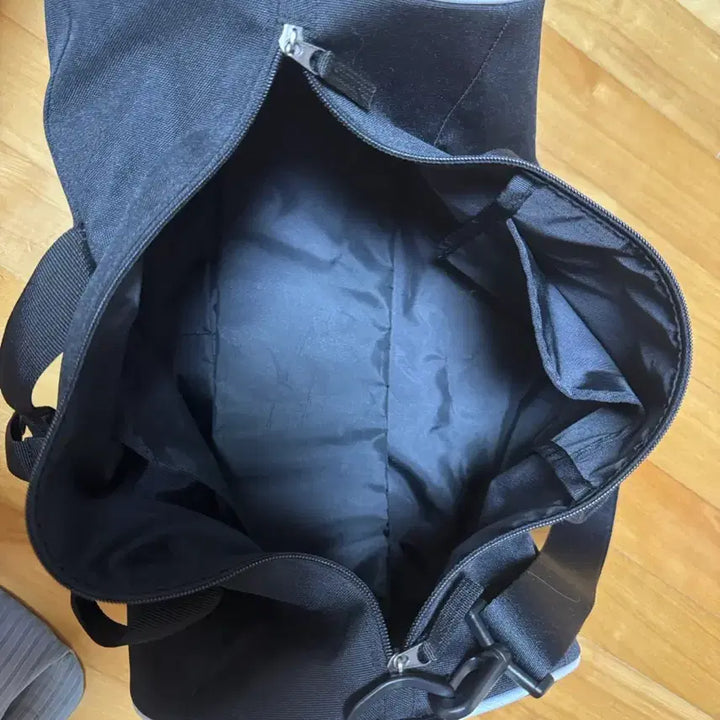 [BUNJANG] RIIZE Boston Bag / 라이즈 보스턴백
