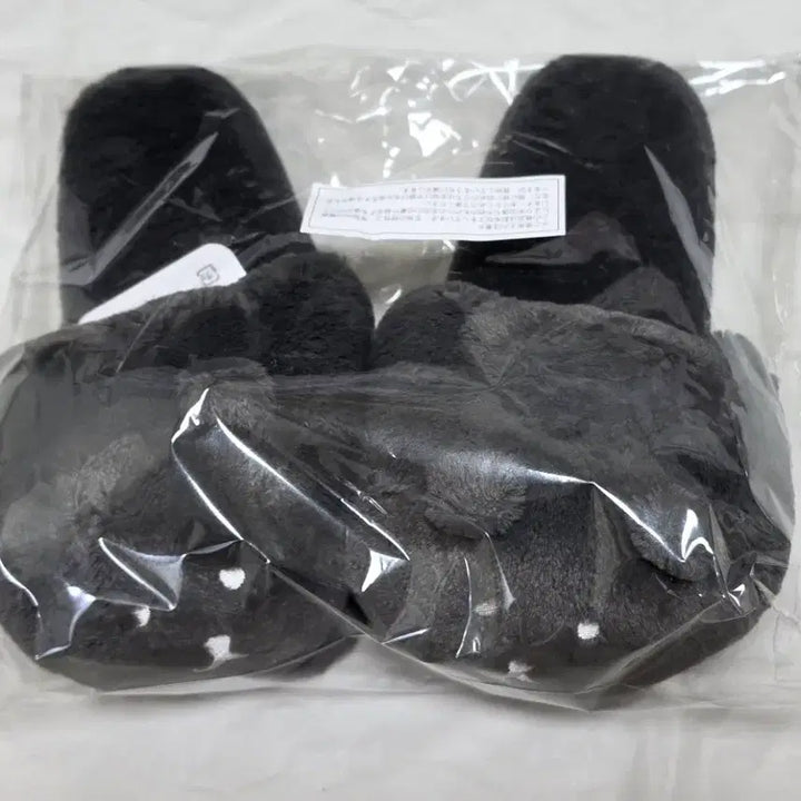 [BUNJANG] Nongdamgom Black One Full Kuzushi Slippers / 농담곰 흑담곰 블랙한가득 쿠지 슬리퍼
