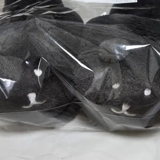 [BUNJANG] Nongdamgom Black One Full Kuzushi Slippers / 농담곰 흑담곰 블랙한가득 쿠지 슬리퍼