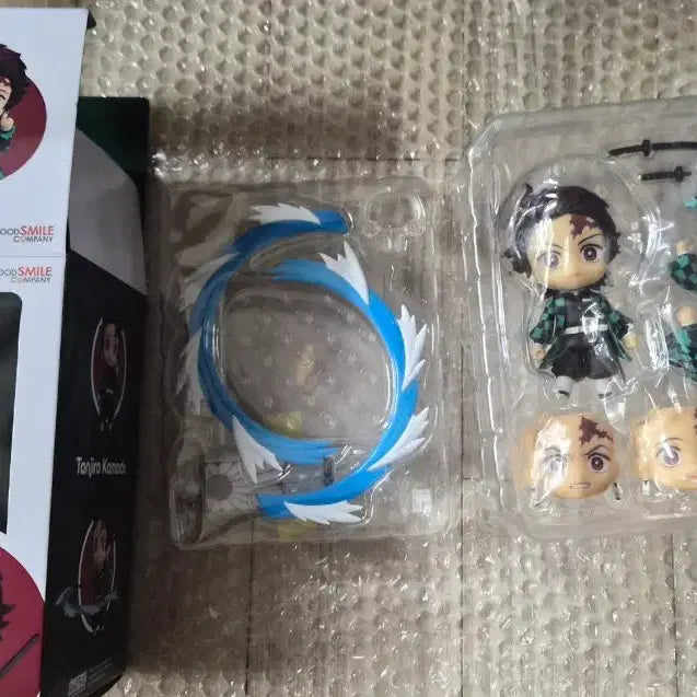 [BUNJANG] Demon Slayer Tanjiro Nendoroid Figure / 귀멸의칼날 탄지로 넨드로이드 피규어 판매