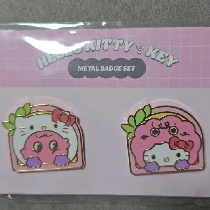 [BUNJANG] SHINee Key Hello Kitty Fluffy Metal Badge Set / 샤이니 키 헬로키티 복실이 메탈 뱃지 세트