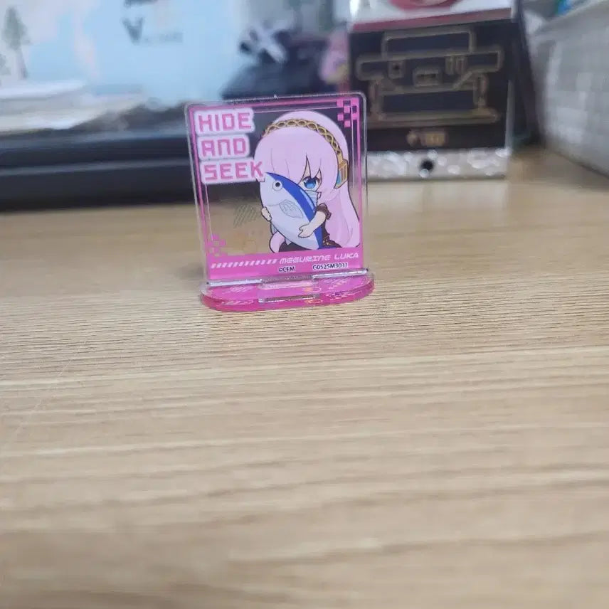[BUNJANG] Vocaloid Megurine Luka Acrylic Stand / 보컬로이드 메구리네 루카 아크릴 스텐드