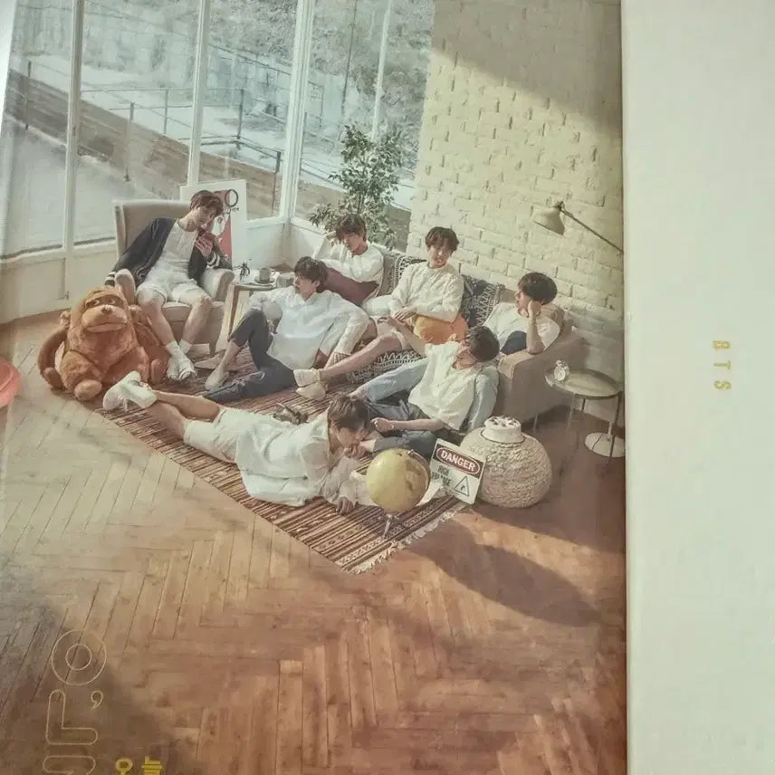 [BUNJANG] BTS 2017 BTS Today Exhibition Photobook / BTS 2017 BTS 오늘 EXHIBITION 도록