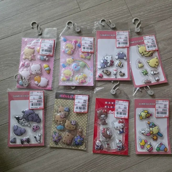 [BUNJANG] Sanrio Characters 8-Piece Set (Hello Kitty, Monchhichi, Usahana, Kuromi, Pompompurin, etc.) / 산리오 아베일 키티 몬치치 우사하나 쿠로미 폼폼푸린 등 8종 세트