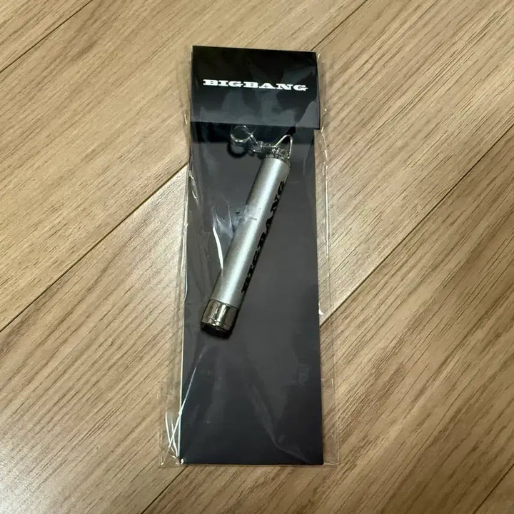[BUNJANG] BIGBANG Taeyang LED Keychain Silver / 빅뱅 태양 LED 키링 실버