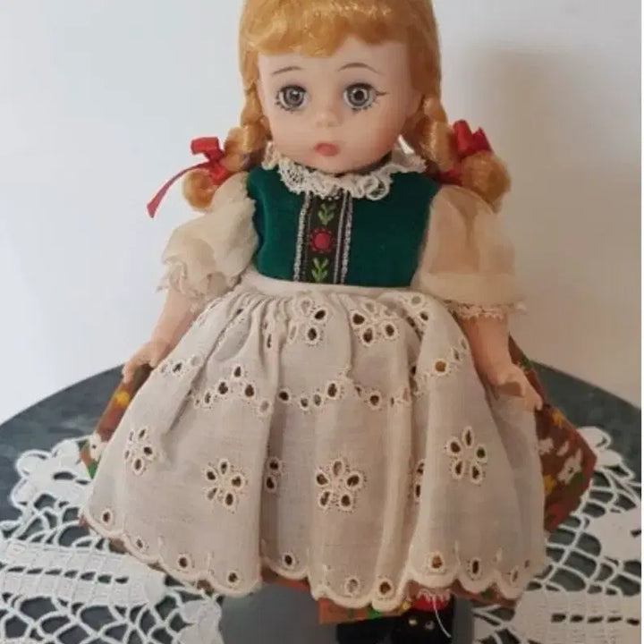 [BUNJANG] Madame Alexander 8-inch Austrian Vintage Doll / 마담알렉산더 8인치 오스트리아 빈티지 인형 마담 알랙산더