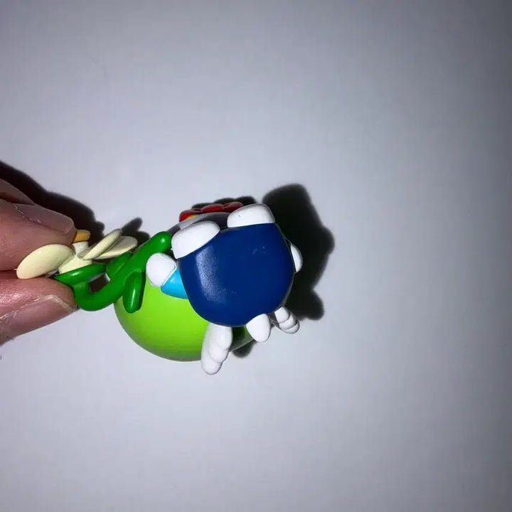 [BUNJANG] Hello Kitty Apple Pinwheel Figure (Opened, Box Included) / 헬로키티 사과 바람개비피규어 개봉(박스있음)