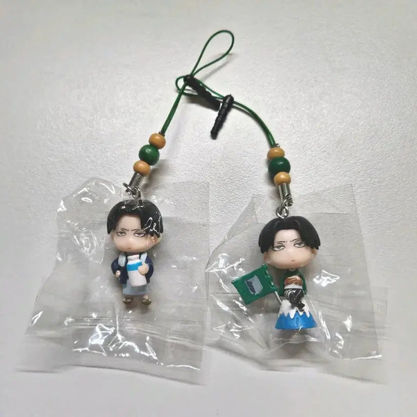 [BUNJANG] Attack on Titan Levi Regional Limited Keyring / 진격의거인 지역한정 리바이 키링