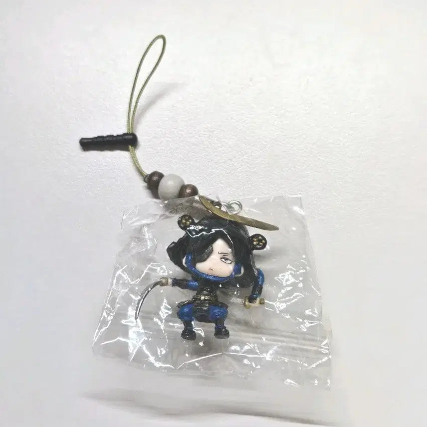 [BUNJANG] Attack on Titan Levi Regional Limited Keyring / 진격의거인 지역한정 리바이 키링