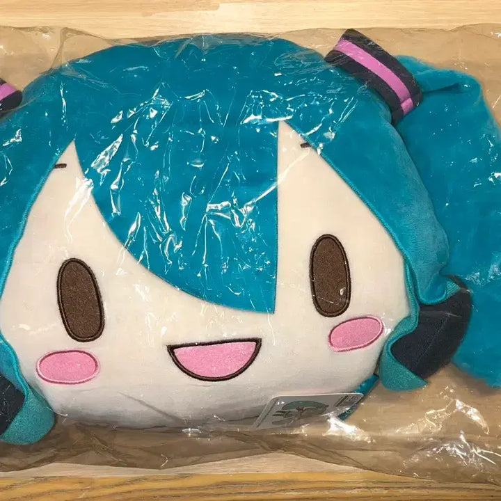[BUNJANG] Hatsune Miku FuwaPuchi Plush Cushion (Sealed) / 하츠네미쿠 후와푸치 인형 쿠션 세가 미개봉