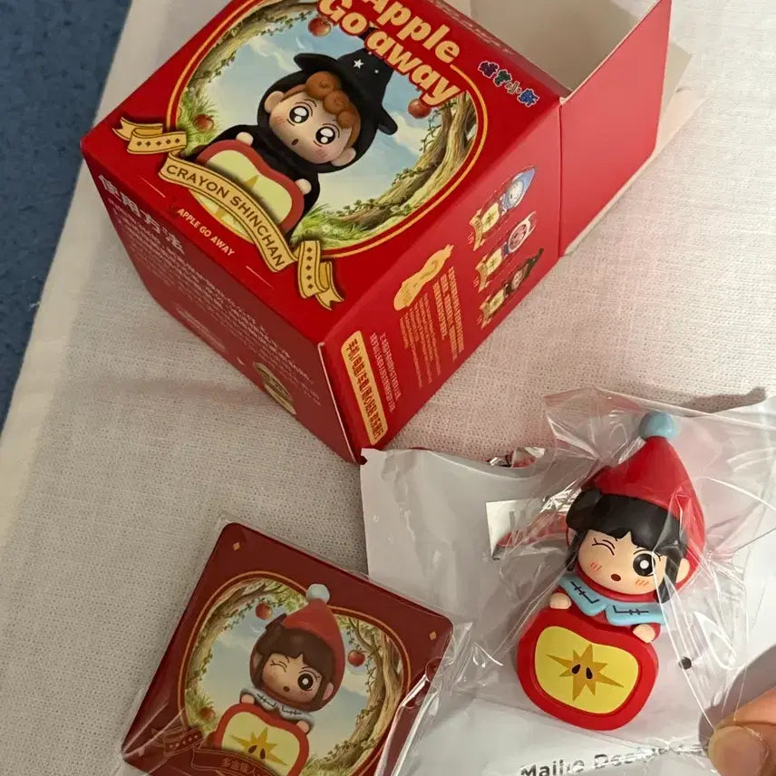 [BUNJANG] Crayon Shin-chan Apple Go Away Snow White Series Dwarf Suzy Figure Hyper / 짱구는못말려 애플 고어웨이 백설공주시리즈 난쟁이 수지 피규어 히퍼