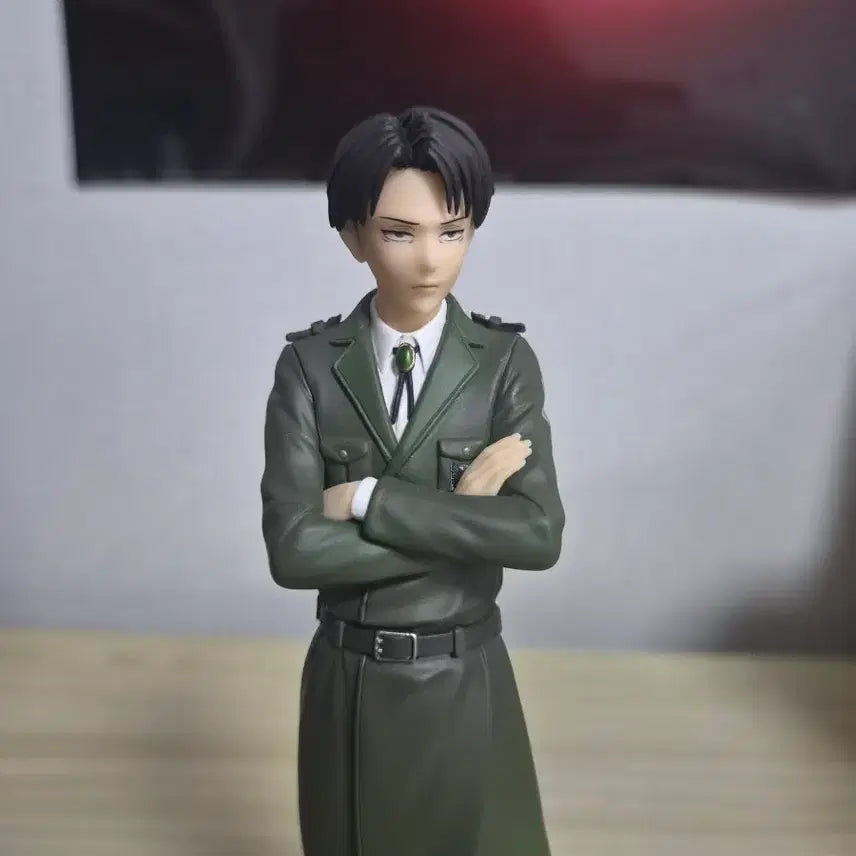 [BUNJANG] Pop Up Parade Attack on Titan Levi Ackerman Figure / 팝업 퍼레이드 진격의 거인 리바이 피규어 판매합니다