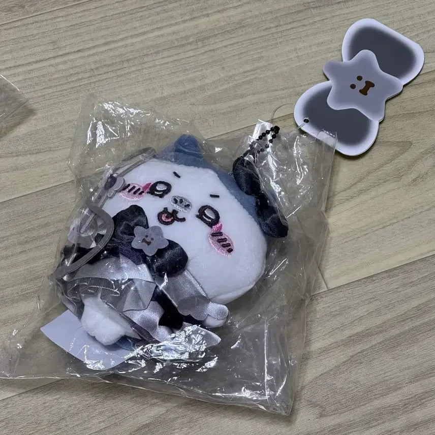 [BUNJANG] Chiikawa Dark Magical Plush Hachware (Sealed) / 미개봉)치이카와 흑화초매지컬 누이 하치와레