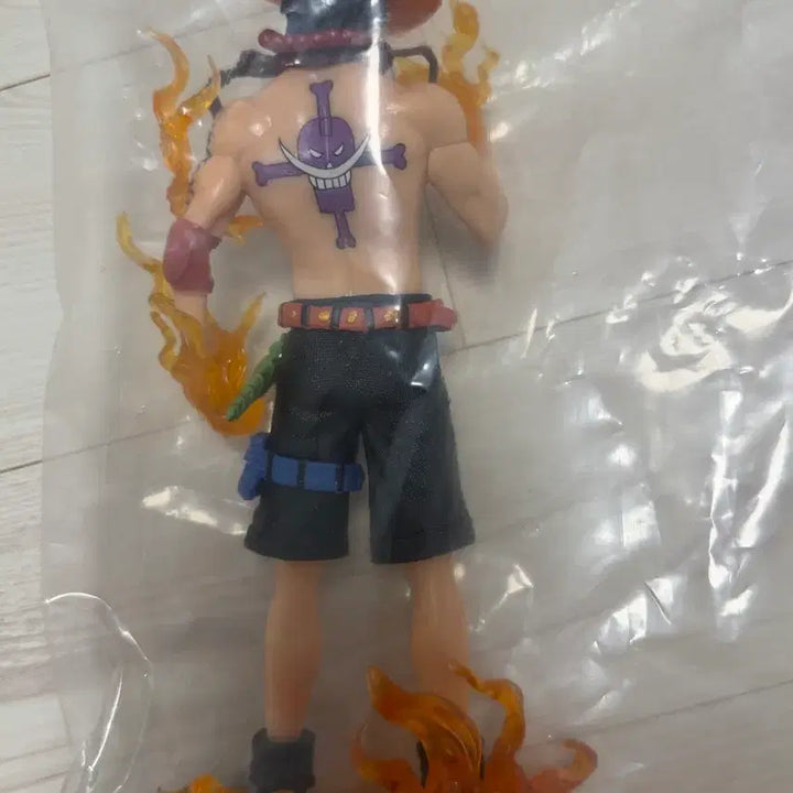 [BUNJANG] One Piece Portgas D. Ace Figure (Sealed) / 원피스 포트거스 에이스 피규어 미개봉