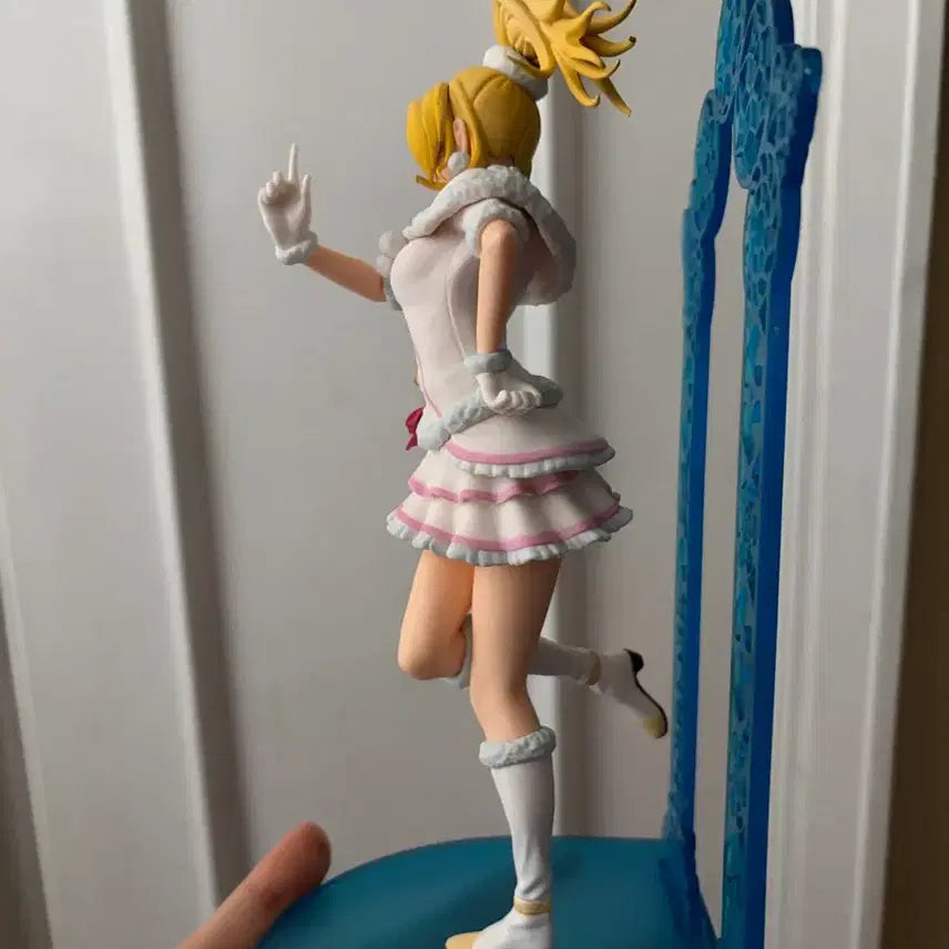 [BUNJANG] Love Live! Muse Ayase Eli Snowhalation Figure / 러브라이브 뮤즈 아야세 에리 스노하레 피규어 스노우 할레이션