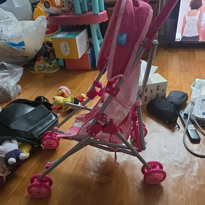 [BUNJANG] Pink Foldable Doll Stroller Toy for Role-Playing / 핑크 인형 유모차 장난감 유모차 접이식 아기인형 역활놀이 소꿉놀이 어린이 장난감 인형놀이