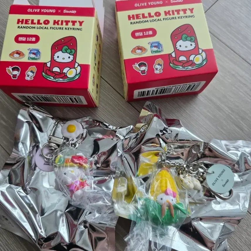 [BUNJANG] Hello Kitty Keychain Set / 올리브영 키티 헬로키티 키링 전주 강릉 2개세트