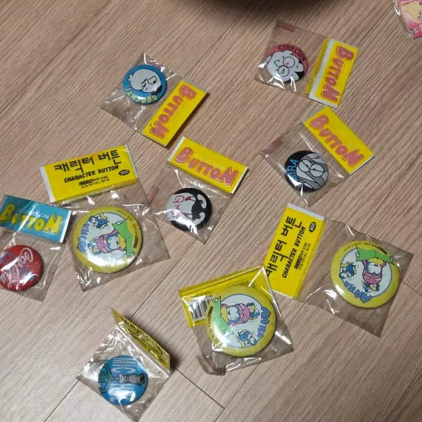 [BUNJANG] Vintage Stationery Badge Bundle Set / 고전문구 고전뱃지 일괄
