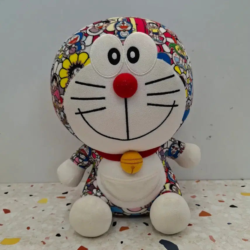[BUNJANG] Uniqlo Takashi Murakami Doraemon Plush / 유니클로 무라카미 다카시 도라에몽 인형