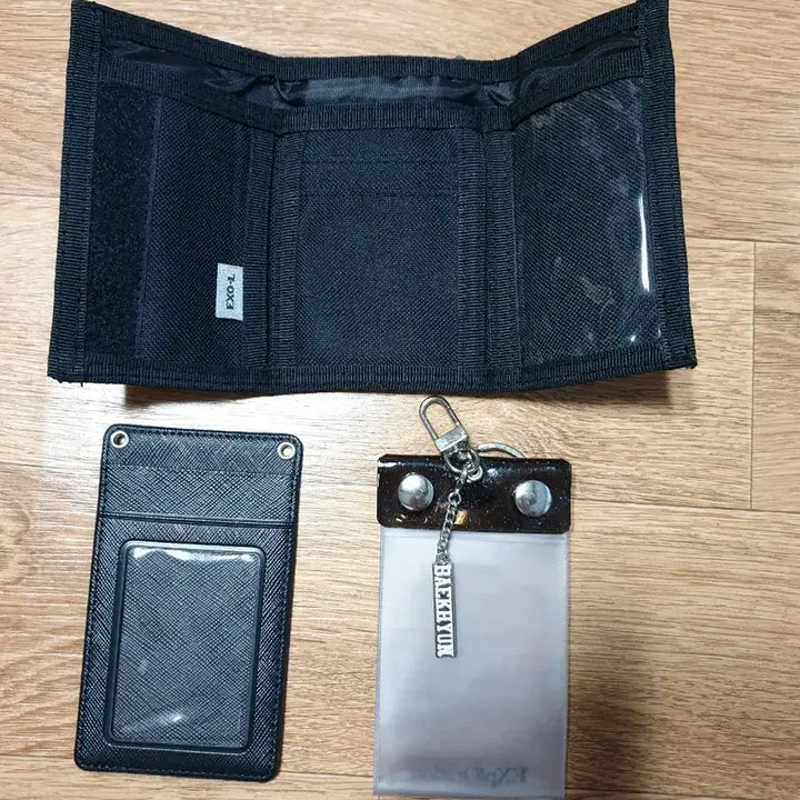 [BUNJANG] EXO Baekhyun Tri-Fold Wallet + Card Holder Set / EXO BAEKHYUN 삼단지갑 + 카드지갑