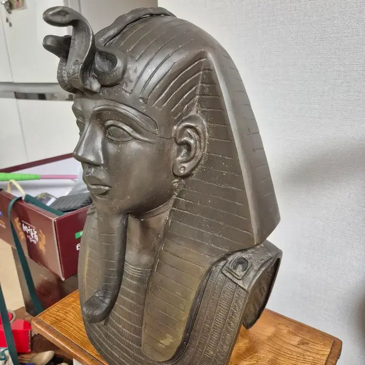 [BUNJANG] Egyptian Tutankhamun Bust Figurine / 이집트 투탕카멘 흉상 장식품